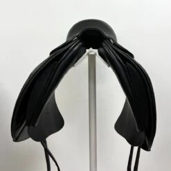 No Name Butterfly Claudia 18" W -Amigo Sales Store img 0227 1