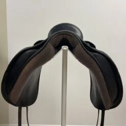 Black Country Eloquence 18" W -Amigo Sales Store img 0792 1