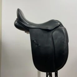 Black Country Eloquence 18" W -Amigo Sales Store img 0793