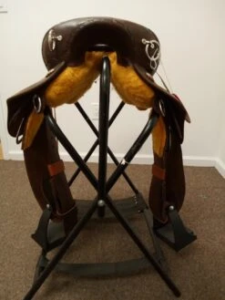 Saddlesmith Stealth Endurance 15.5" FQH -Amigo Sales Store img 20230524 140056