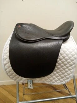 N/A Lovatt & Ricketts 20" M -Amigo Sales Store img 20230916 113057