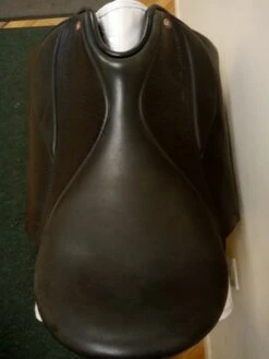 N/A Lovatt & Ricketts 20" M -Amigo Sales Store img 20230916 113119