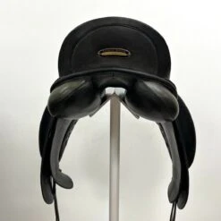 No Name Henning 17.5" Wide -Amigo Sales Store img 3383