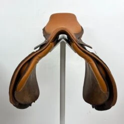 Crosby 17.5" M -Amigo Sales Store img 3706