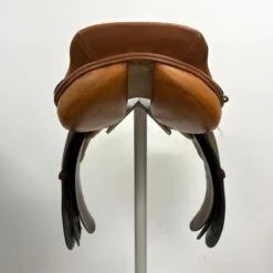 Crosby 17.5" M -Amigo Sales Store img 3708