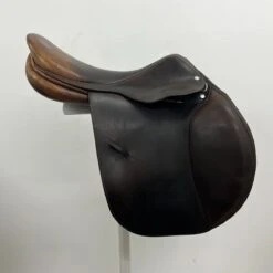 No Name Luc Childeric 17.5" M -Amigo Sales Store img 3722